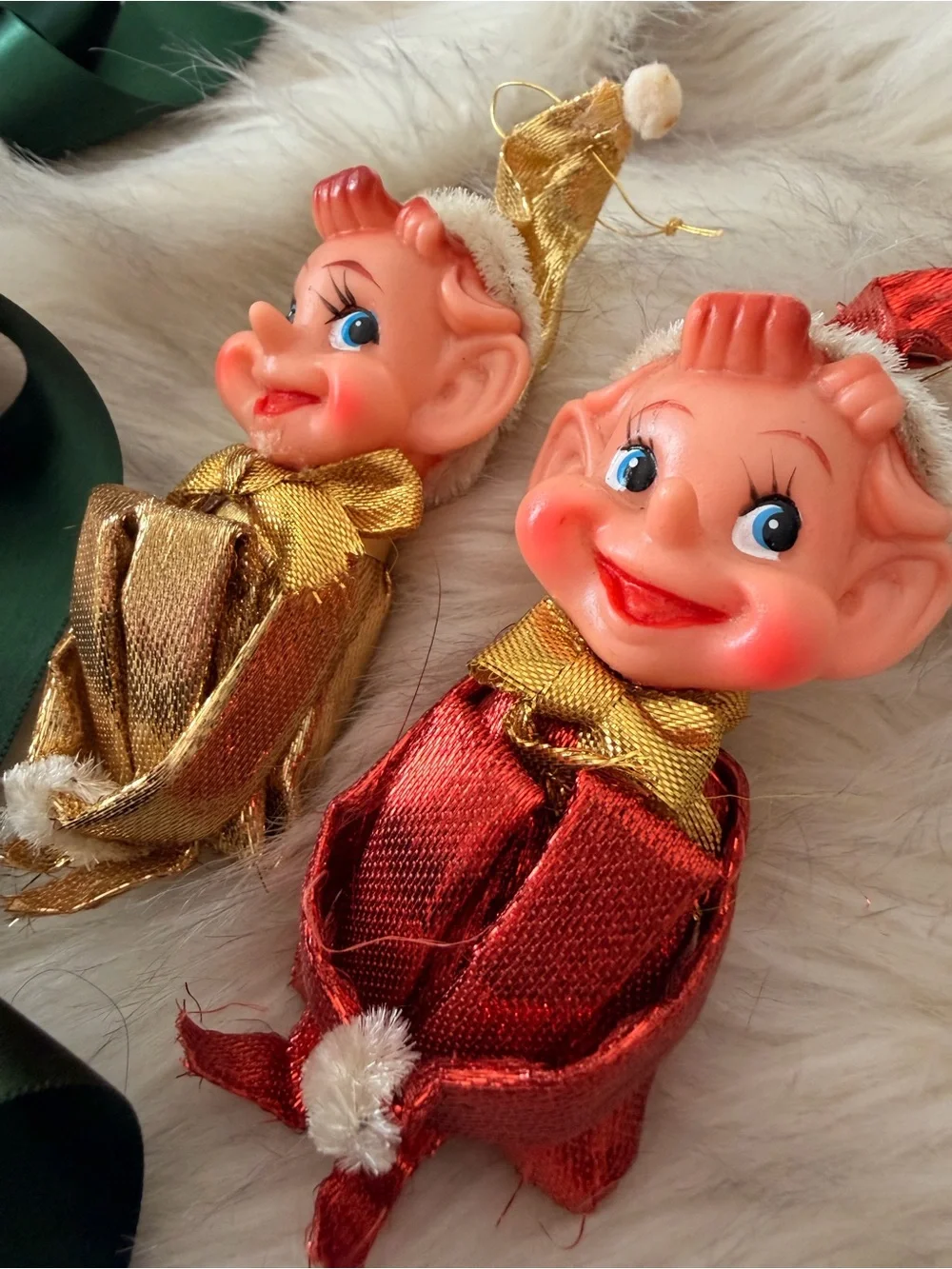 Metallic ‘Knee Huggers’ Mid century ornament (set of 2)